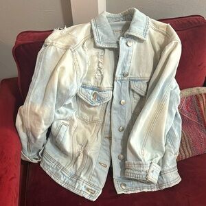 Light washed Jean jacket